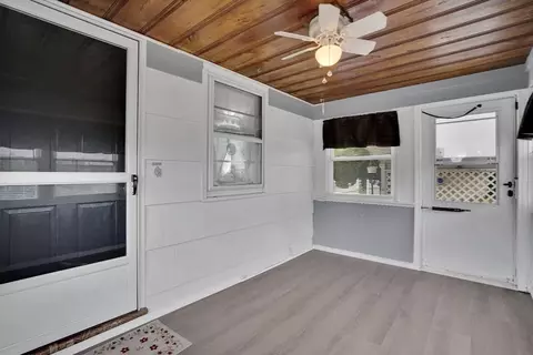 Exterior - 135 Bulat Dr, Springfield, MA 01129 photo 13 of 14