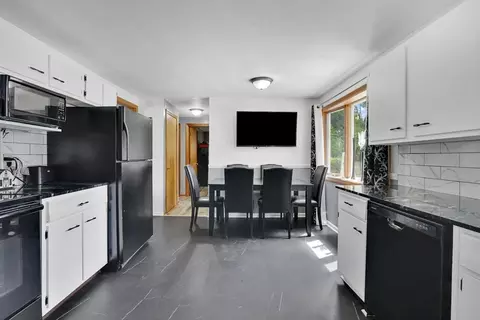 Kitchen - 135 Bulat Dr, Springfield, MA 01129 photo 6 of 8