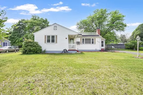135 Bulat Dr, Springfield, MA 01129