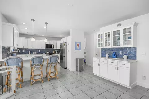 Kitchen - 72 Bayshore Dr, Mashpee, MA 02649 photo 1 of 2