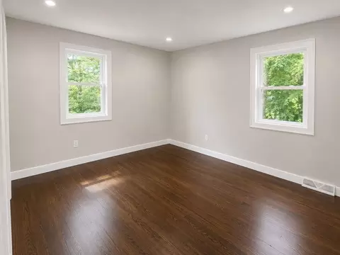Bedroom - 23 Ledgewood Dr, Canton, MA 02021 photo 2 of 2