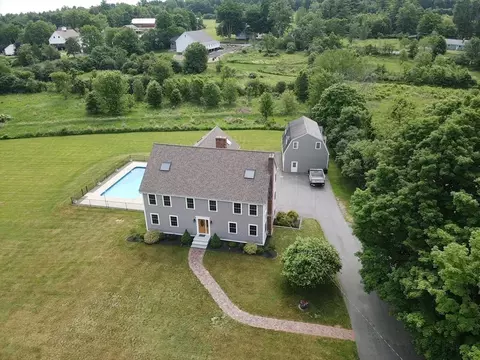 21 Randall Rd, Berlin, MA 01503 photo 3