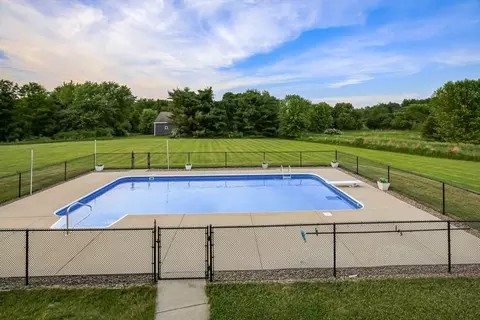 21 Randall Rd, Berlin, MA 01503 photo 7