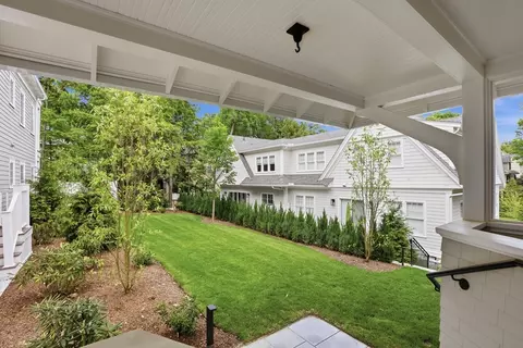 Exterior - 38 Edgewood Rd #2, Lexington, MA 02420 photo 2 of 4