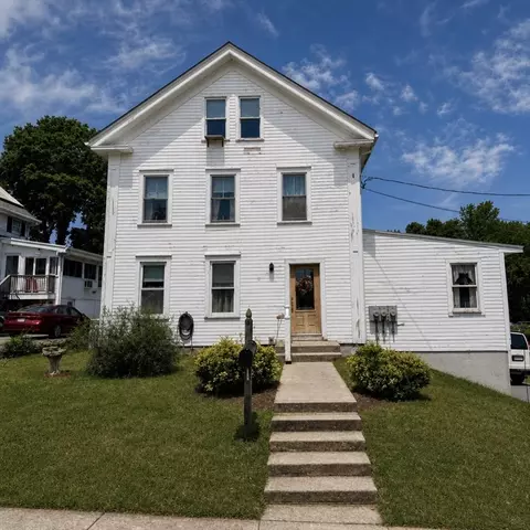 74 South St, Somerset, MA 02726