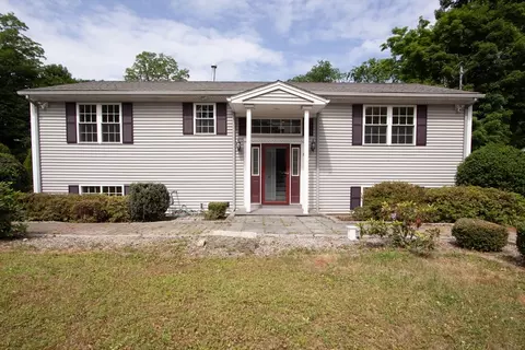 83 Ernest Ave, Worcester, MA 01604