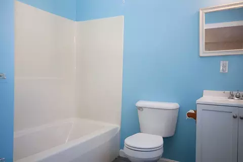 Bath - 83 Ernest Ave, Worcester, MA 01604 photo 2 of 3
