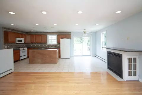 Living - 83 Ernest Ave, Worcester, MA 01604 photo 1 of 6