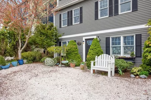 73 Pimlico Pond, Forestdale, MA 02644