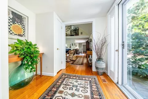 Entry Way - 96 Greensward Rd, Mashpee, MA 02649 photo 2 of 3