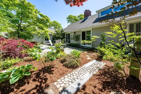 Exterior - 96 Greensward Rd, Mashpee, MA 02649 photo 3 of 10