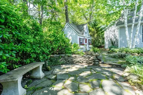 Exterior - 96 Greensward Rd, Mashpee, MA 02649 photo 9 of 10