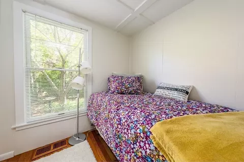 Bedroom - 96 Greensward Rd, Mashpee, MA 02649 photo 6 of 8