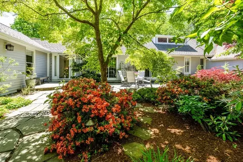 96 Greensward Rd, Mashpee, MA 02649