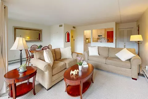 53 Melrose #3B, Melrose, MA 02176