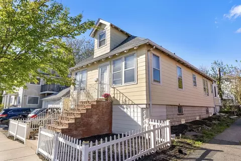 745 Park Ave, Revere, MA 02151