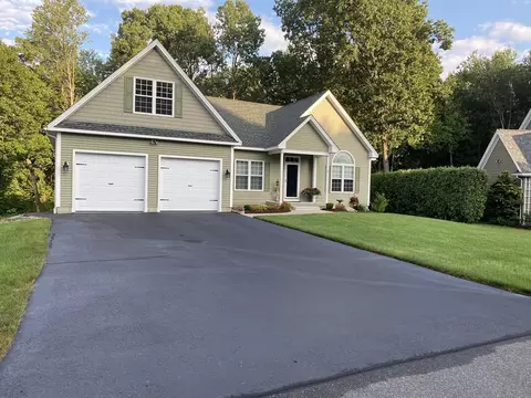 5 Red Bridge Ln, South Hadley, MA 01075