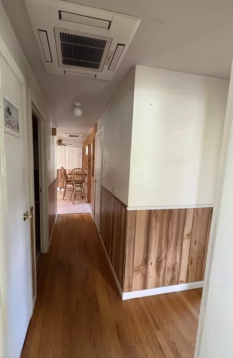 Entry Way - 40 Partridge Dr, Springfield, MA 01119 photo 2 of 2