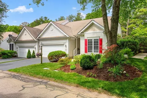 21 Fox Holw, Plymouth, MA 02360
