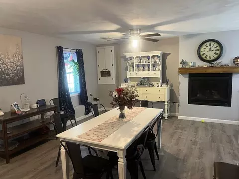 Dining - 793 Montgomery, Fall River, MA 02720 photo 1 of 4