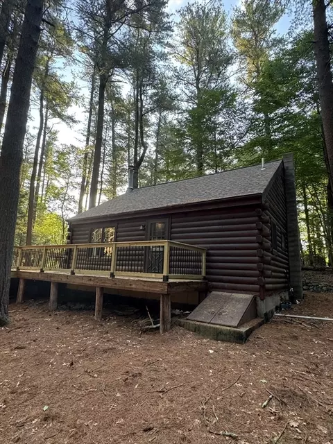 1420 Norton Ave, Taunton, MA 02780