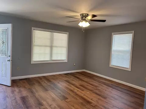 Living - 35-37 Pine St Ct, Springfield, MA 01105 photo 3 of 3
