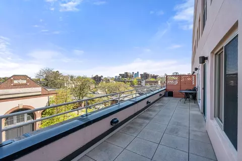 20 Webster St #505, Brookline, MA 02446