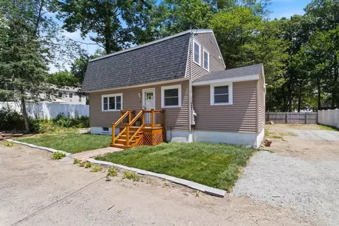 3 Greystone Rd, Merrimac, MA 01860