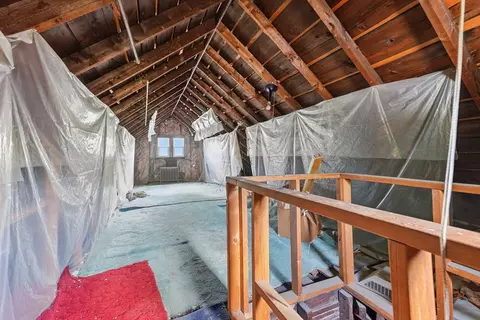Entry Way - 136 Maynard St, Springfield, MA 01109 photo 1 of 1