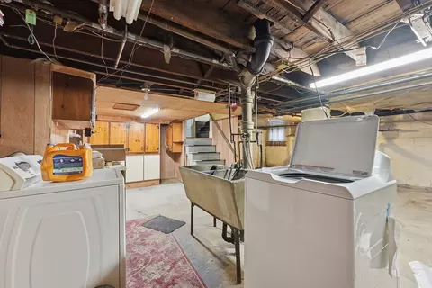 Other - 136 Maynard St, Springfield, MA 01109 photo 9 of 15