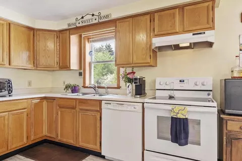 31 Brookside Rd, Orange, MA 01364 photo 23