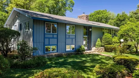 103 Brown St, Dartmouth, MA 02747