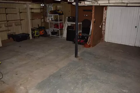 33 Stratford Ter, Springfield, MA 01108 photo 36