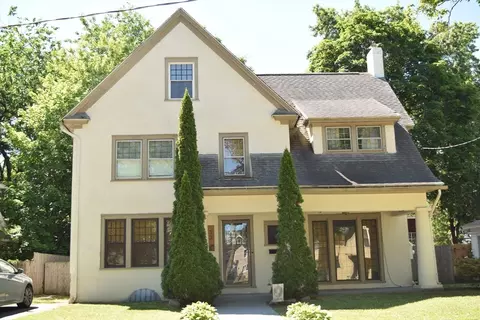 33 Stratford Ter, Springfield, MA 01108