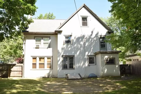 33 Stratford Ter, Springfield, MA 01108 photo 2