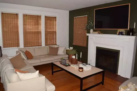 33 Stratford Ter, Springfield, MA 01108 photo 6