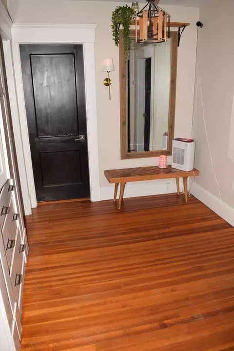 33 Stratford Ter, Springfield, MA 01108 photo 33