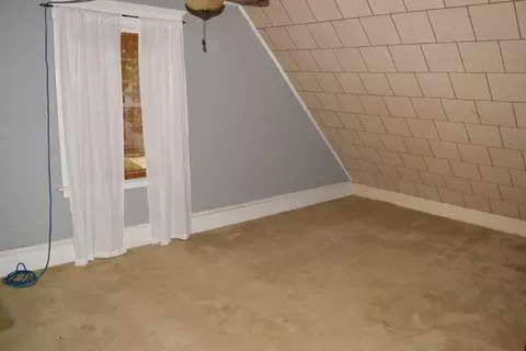 33 Stratford Ter, Springfield, MA 01108 photo 31