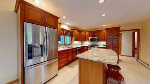 17 James Ave, Middleton, MA 01949 photo 13