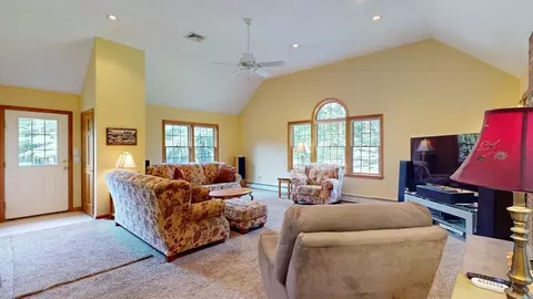 17 James Ave, Middleton, MA 01949 photo 19