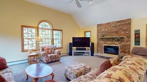 17 James Ave, Middleton, MA 01949 photo 18