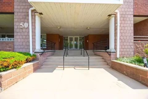 50 Watertown St #610, Watertown, MA 02472