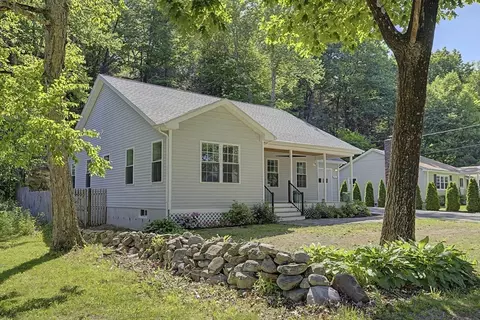 573 Federal St, Belchertown, MA 01007