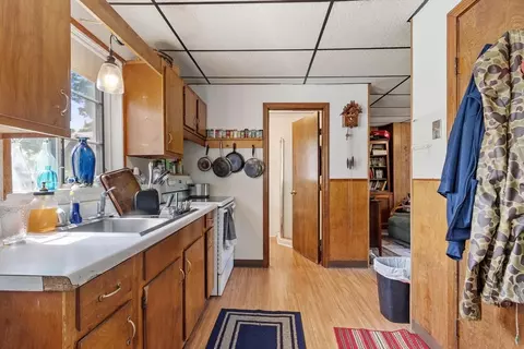 30 Summer St, Orange, MA 01364 photo 10