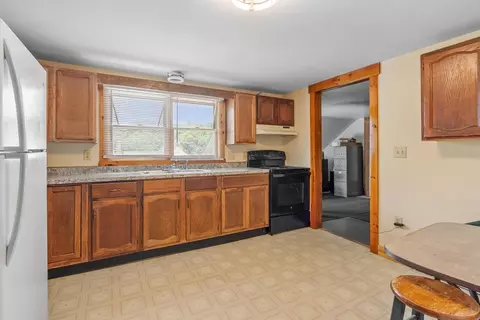 30 Summer St, Orange, MA 01364 photo 28