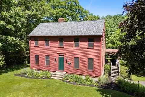 164 White Birch St, Leicester, MA 01524
