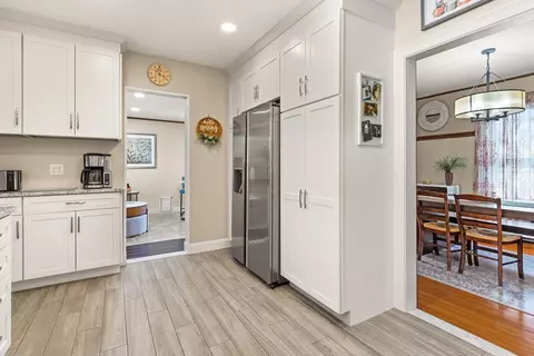 31 Freeman Ave, Everett, MA 02149 photo 10