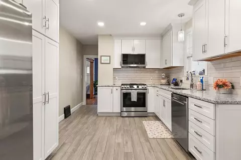 31 Freeman Ave, Everett, MA 02149 photo 13