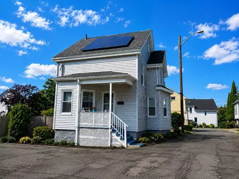 30 Clifton Ave, Lynn, MA 01902
