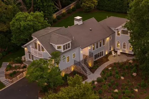 20 Nichols Rd, Cohasset, MA 02025